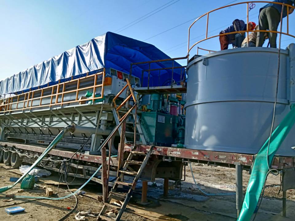 老城镇污水池淤泥处理-河道清淤-炜誉市政