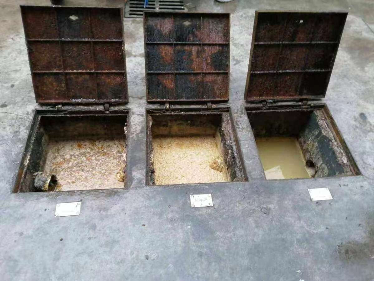 老城镇清理隔油池-污水池清掏